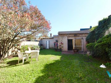 Casa en venta Ituzaingó 5 ambientes con quincho Apta crédito