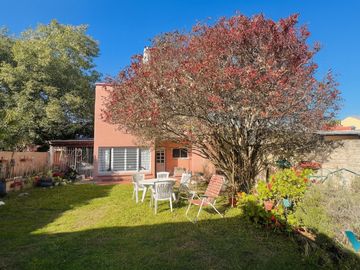 Casa en venta Ituzaingó 5 ambientes con quincho Apta crédito