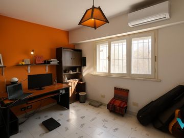 Casa en venta Ituzaingó 5 ambientes con quincho Apta crédito