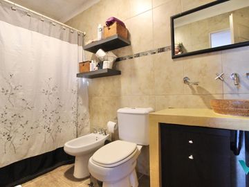 Casa en venta Ituzaingó 5 ambientes con quincho Apta crédito