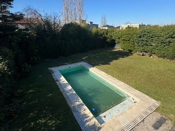 Casa en Barrio cerrado La Alameda