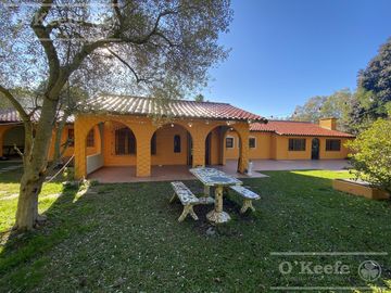 Casa Quinta en venta apta credito El Pato Berazategui