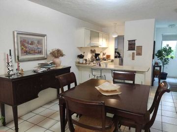 Departamento en venta con 2 recámaras en Burgos