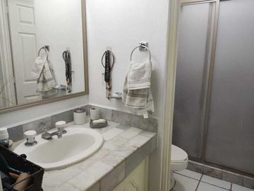Departamento en venta con 2 recámaras en Burgos