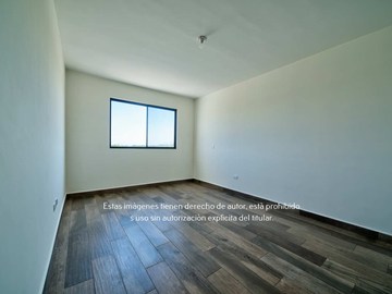 Casa de 2 plantas en venta Hacienda Santa Ana, Saltillo Coahuila