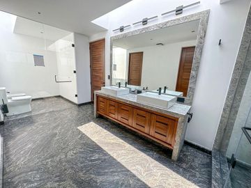 Condominio El Bosque, Casa en venta
