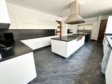 Condominio El Bosque, Casa en venta