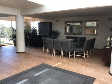 RESIDENCIA  EN LA LOMA CON ACCION AL CAMPO DE GOLF LOS ENCINOS