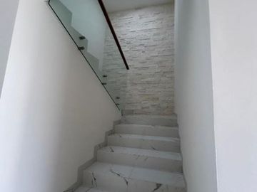 Casa espectacular en Valles del Molino