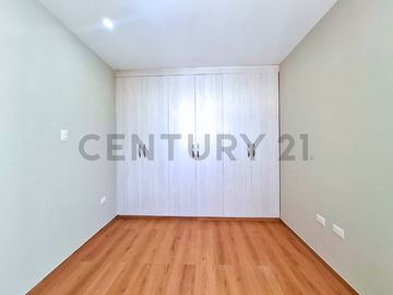 VENTA DE CASA EN ESTRENO - TACNA