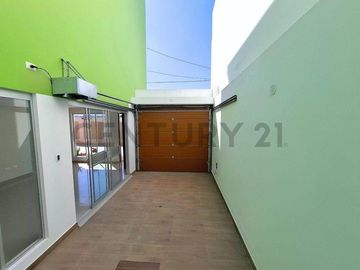SE VENDE CASA EN ESTRENO EN TACNA