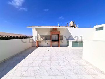 VENTA DE CASA DE ESTRENO EN TACNA