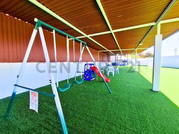 VENTA DE CASA DE ESTRENO EN TACNA