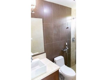 SE VENDE VILLA DE 3 REC.CON VISTA A LA NATURALEZA EN TUCAN, COCOLI(NZ)