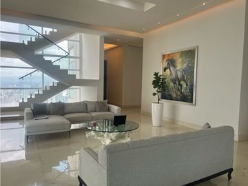 PENTHOUSE 4RECAMARAS Y CON PISCINA PRIVADA EN PUNTA PACIFICA
