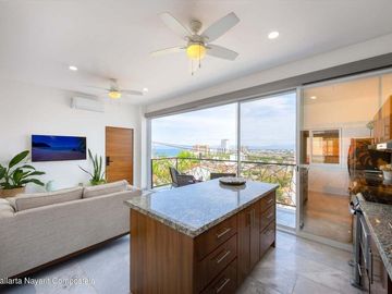 Condo Jamaica 5