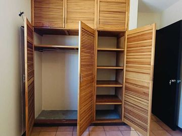 EN VENTA CASA EN CALLE BUGAMBILIA