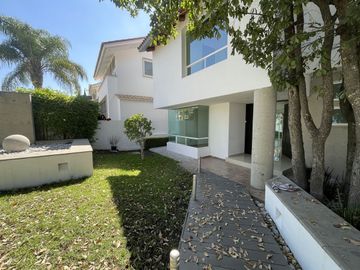 Casa en venta en Prado Largo - Zona Esmeralda