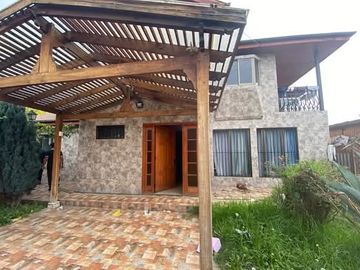 VENTA CASA 6HAB 4BA MAIPÚ