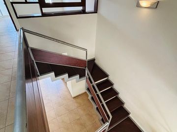 Casa  Venta Cumbres Providencia Monterrey Frente Parque
