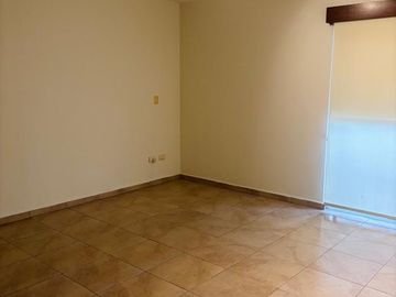 Casa  Venta Cumbres Providencia Monterrey Frente Parque
