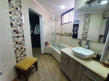 SE VENDE APARTAMENTO EN EL NORTE SECTOR LA CASTELLANA