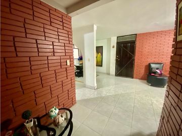 SE VENDE APARTAMENTO EN CALARC PISO 2