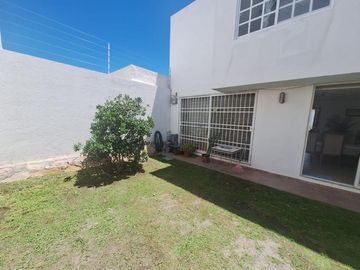 SE VENDE CASA EN GRAND JURIQUILLA
