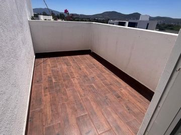 SE VENDE CASA EN GRAND JURIQUILLA