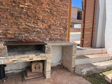 SE VENDE CASA EN GRAND JURIQUILLA