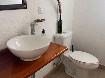 SE VENDE CASA EN GRAND JURIQUILLA
