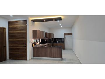 ¡En Venta! ¡Tu Hogar de Ensueño en Lomas de la Rioja! con vista al mar