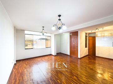Flat de 3 habitaciones | Más de 95m2 | Cerca a parque y estación de Tren