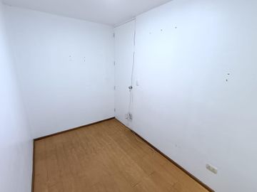 VENTA DPTO 76m2 en 3ER PISO CONDOMINIO GAREZON CERCADO