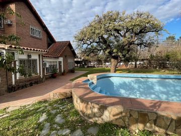 Casa en  venta en Funes