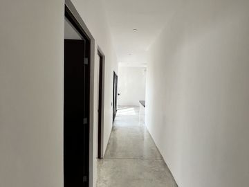 Casa en Venta de una Planta Blanca Residencial