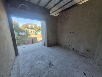 Casa en Venta en Santa Elena a Terminar (esta en obra gris) Pilar del Este