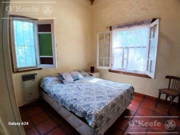 Quinta en venta. El Pato, sobre lote de 1200 m2. 6 ambientes con Pileta