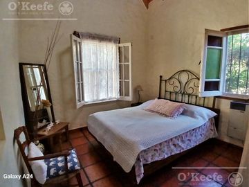Quinta en venta. El Pato, sobre lote de 1200 m2. 6 ambientes con Pileta