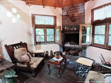 Quinta en venta. El Pato, sobre lote de 1200 m2. 6 ambientes con Pileta