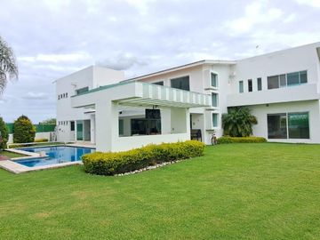 Casa en  venta en Lomas de Cocoyoc, Morelos