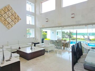 Casa en  venta en Lomas de Cocoyoc, Morelos