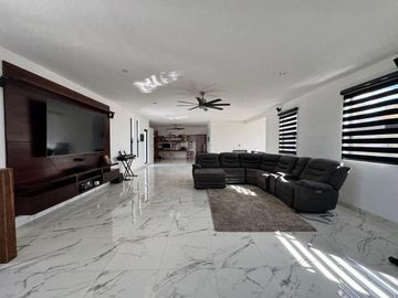 CASA EN VENTA DE ENTREGA INMEDIATA EN RPIVADA BLUE CEDAR, KIKTEIL.