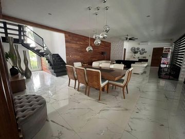 CASA EN VENTA DE ENTREGA INMEDIATA EN RPIVADA BLUE CEDAR, KIKTEIL.