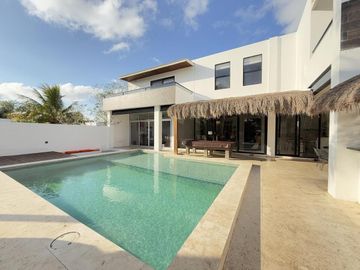 ESPECTACULAR CASA EN VENTA EN PRIVADA BLUE CEDAR UBICADA EN PUEBLO KIKTEIL.