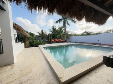 ESPECTACULAR CASA EN VENTA EN PRIVADA BLUE CEDAR UBICADA EN PUEBLO KIKTEIL.