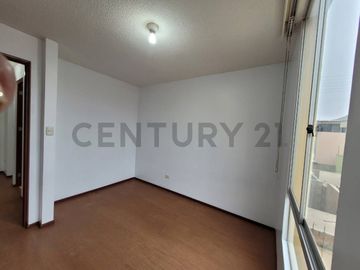 Venta de Casa de 3 pisos + azotea en Urbanización VillaClub III – Carabayllo