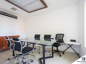 Increíble Residencia en García Ginerés en Venta