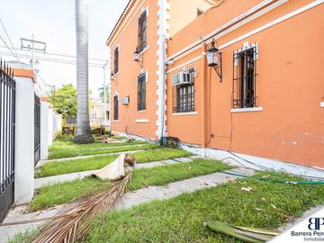 Increíble Residencia en García Ginerés en Venta