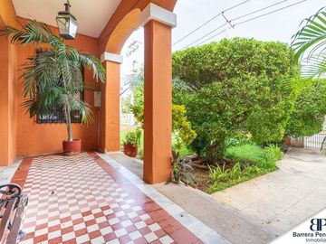 Increíble Residencia en García Ginerés en Venta